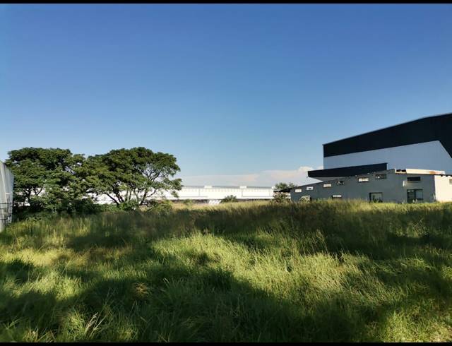 17,576M² VACANT LAND FOR SALE IN LINBRO PARK